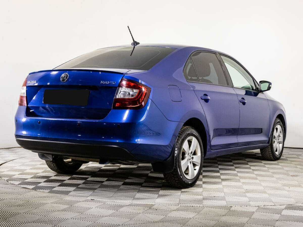 Б/У Шкода Рапид 2017 года. Фото: #4