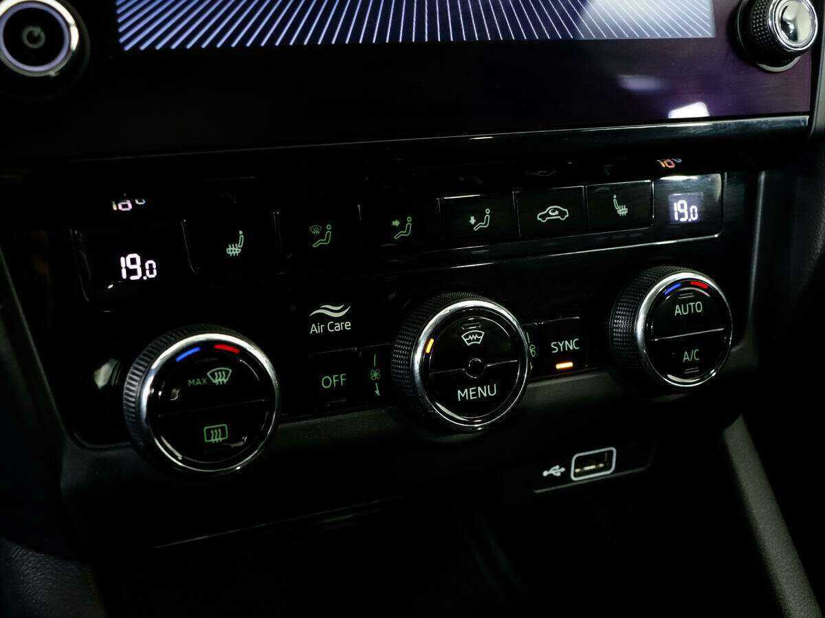 Skoda Octavia 2019 года с пробегом. Фото: #11