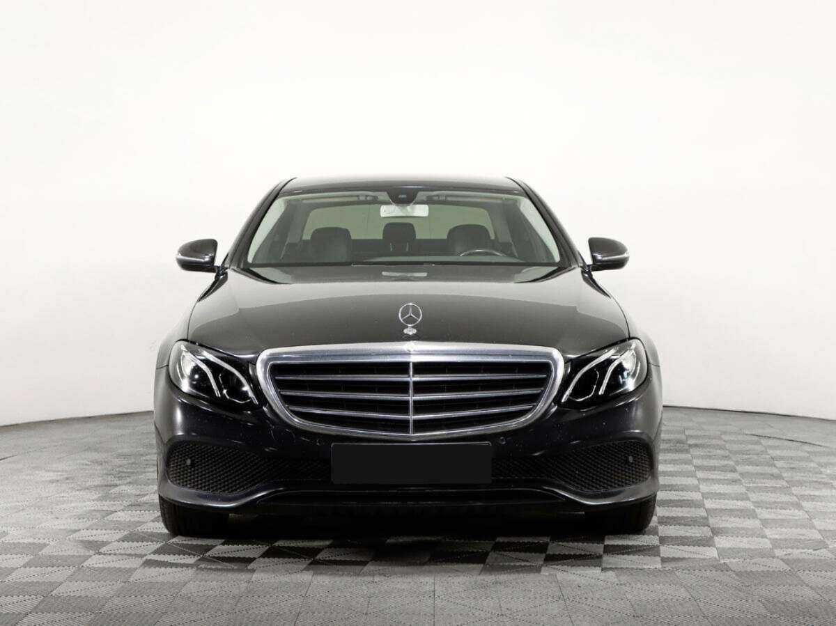 Mercedes-Benz E-Класс 2016 года с пробегом. Фото: #1