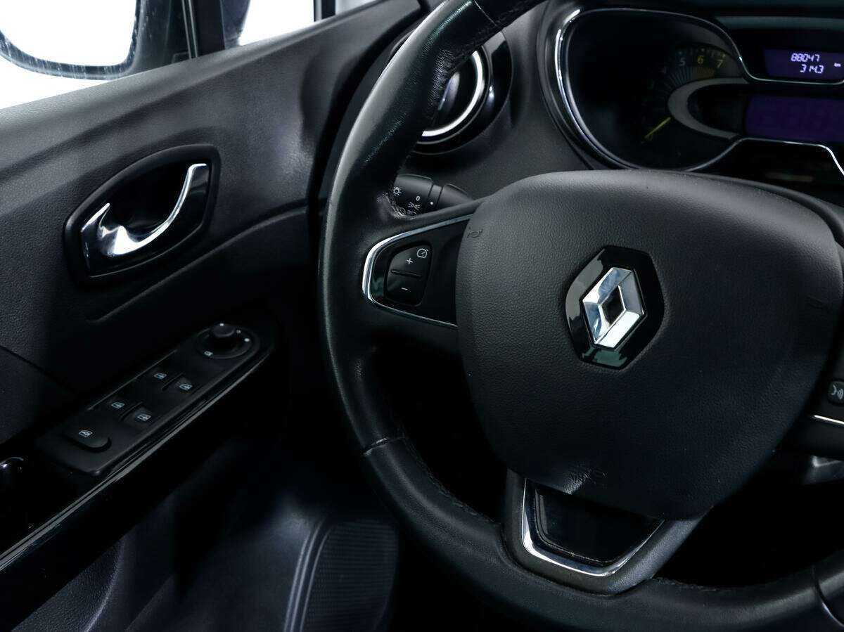 Б/У Рено Каптюр 2017 года. Фото: #12