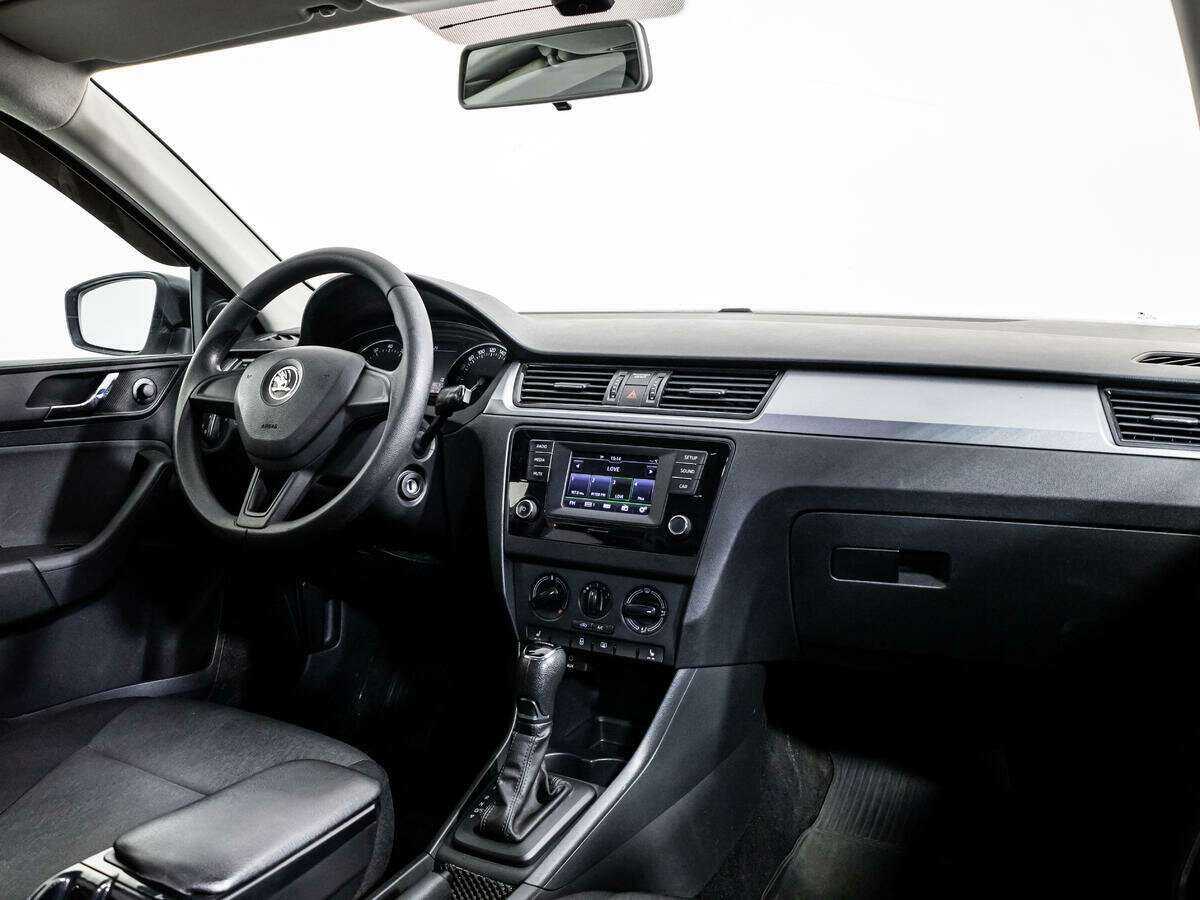 Б/У Шкода Рапид 2016 года. Фото: #7