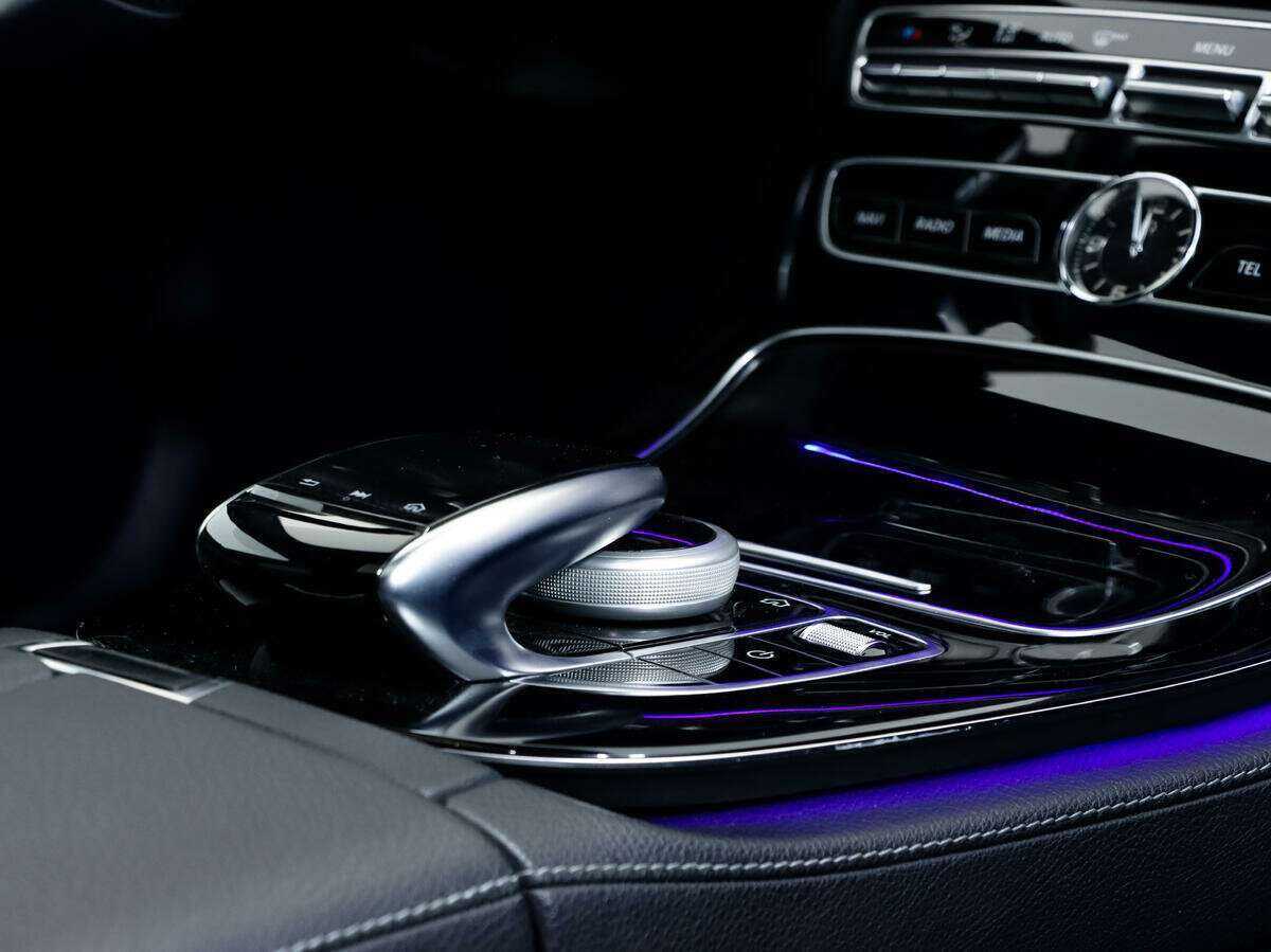 Mercedes-Benz E-Класс 2017 года с пробегом. Фото: #18