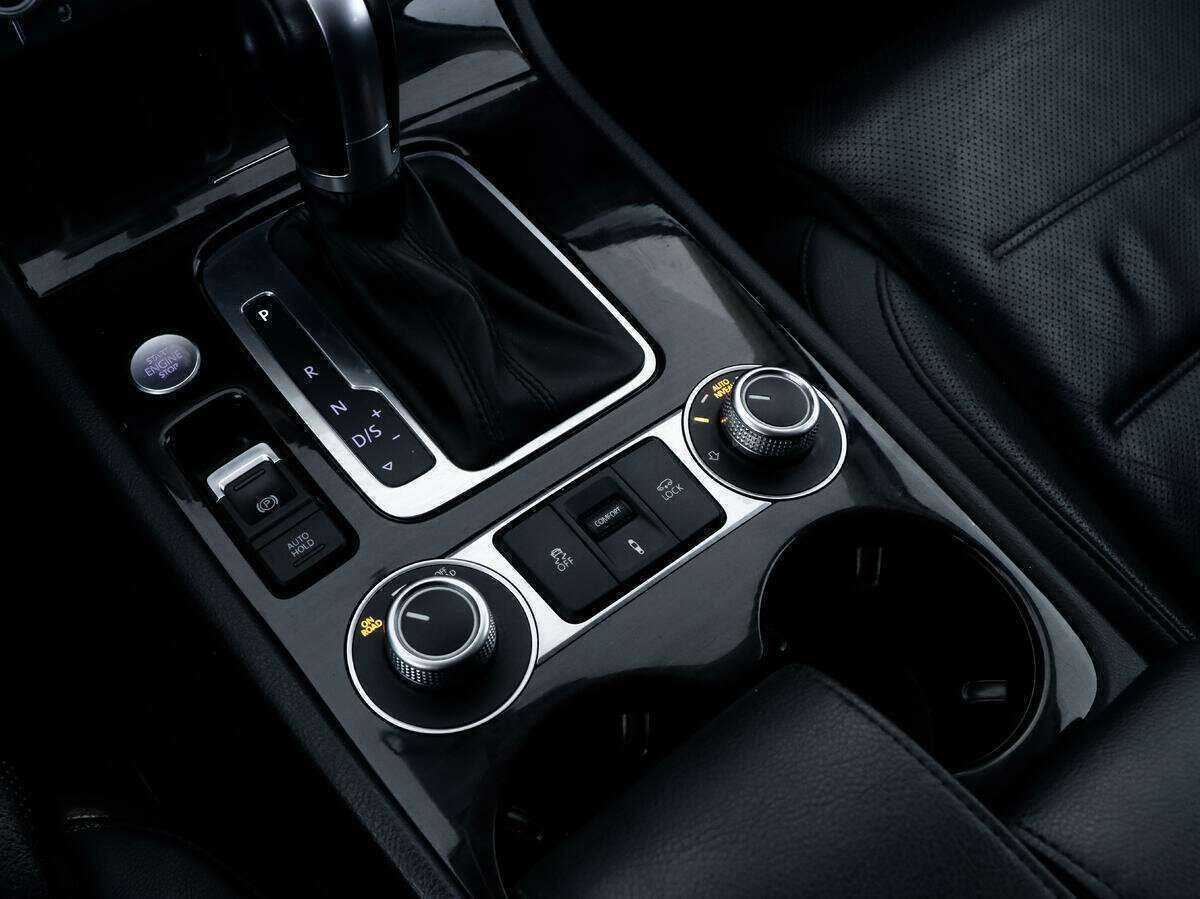 Volkswagen Touareg 2016 года с пробегом. Фото: #14