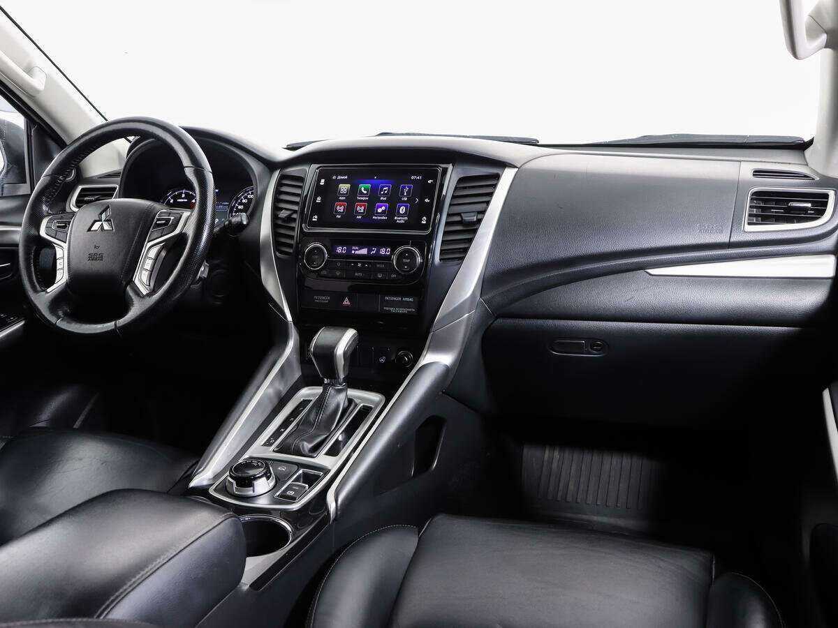 Mitsubishi Pajero Sport 2019 года с пробегом. Фото: #6