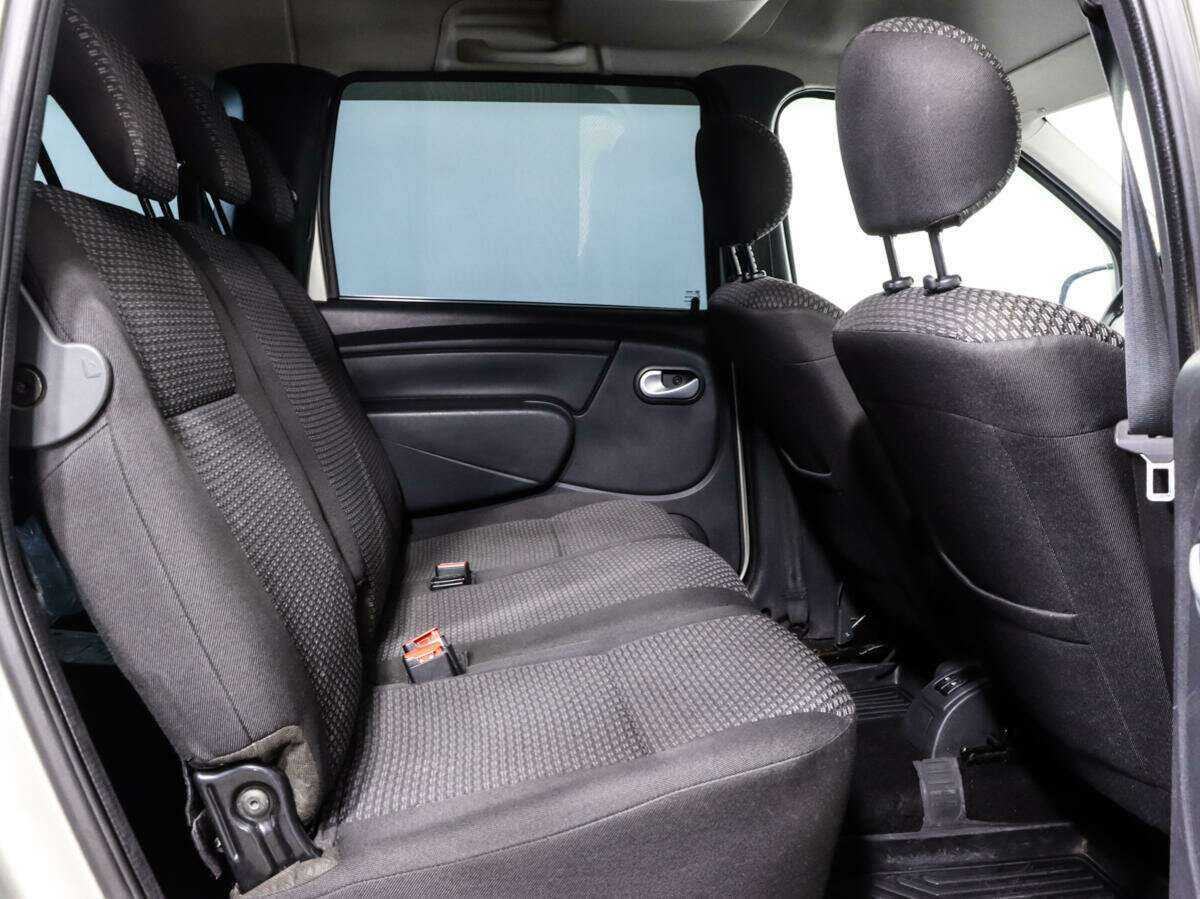 Б/У Лада (ВАЗ) Ларгус 2013 года. Фото: #9