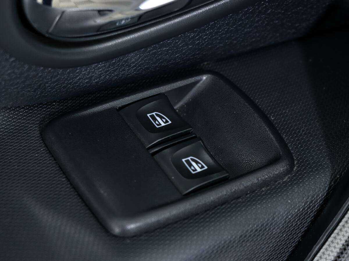 Б/У Рено Логан 2020 года. Фото: #14