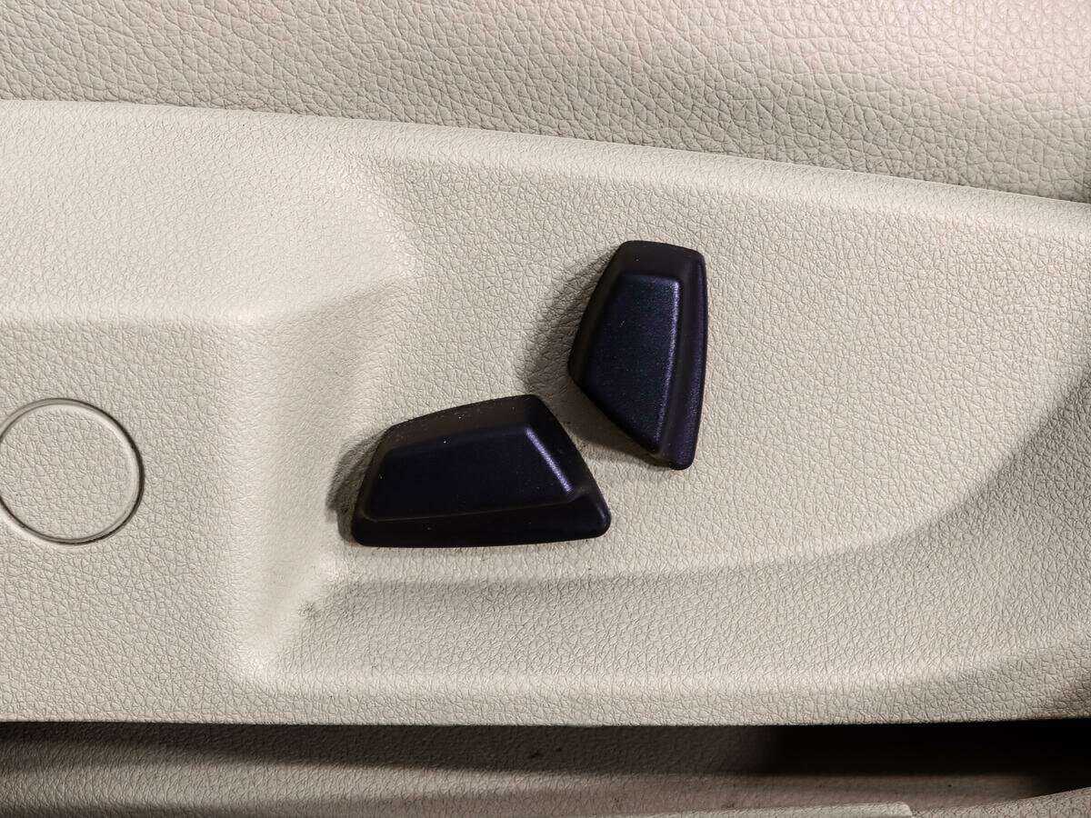 BMW 5 серии 2012 года с пробегом. Фото: #22