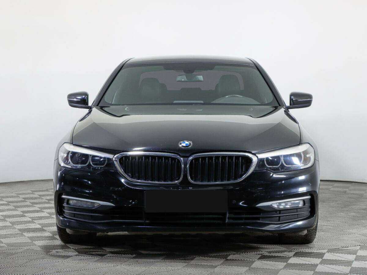 BMW 5 серии 2017 года с пробегом. Фото: #1