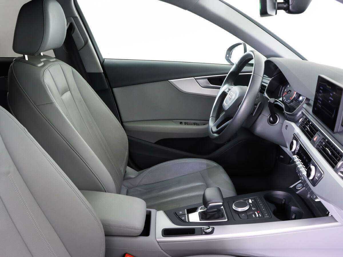 Audi A4 2019 года с пробегом. Фото: #17