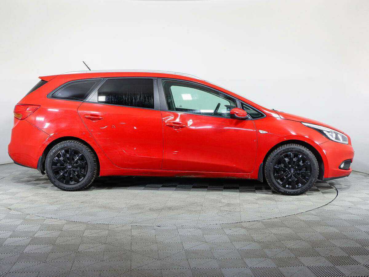 Б/У Киа Сид 2015 года. Фото: #3