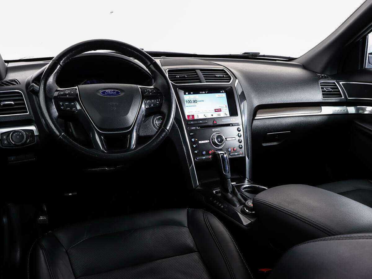 Ford Explorer 2017 года с пробегом. Фото: #10