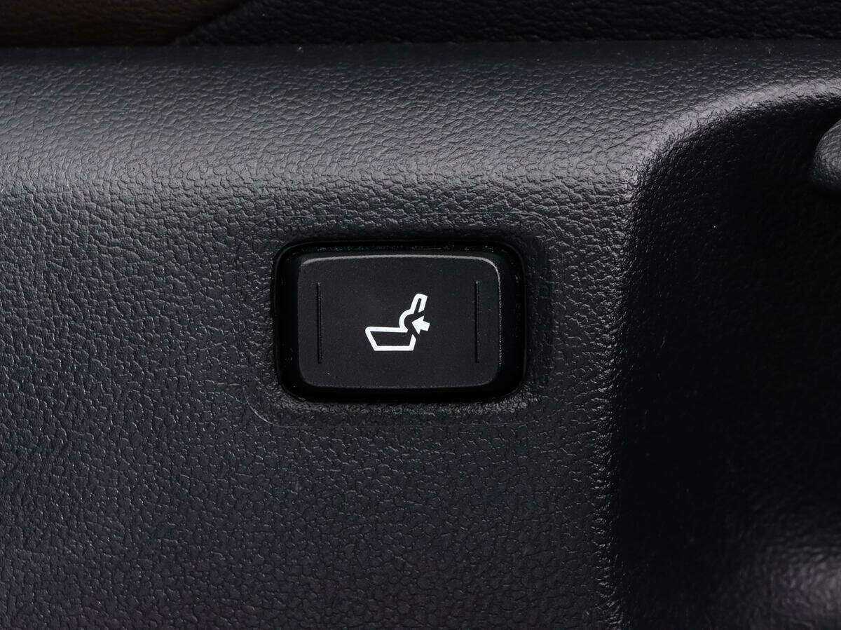 Toyota C-HR 2018 года с пробегом. Фото: #18