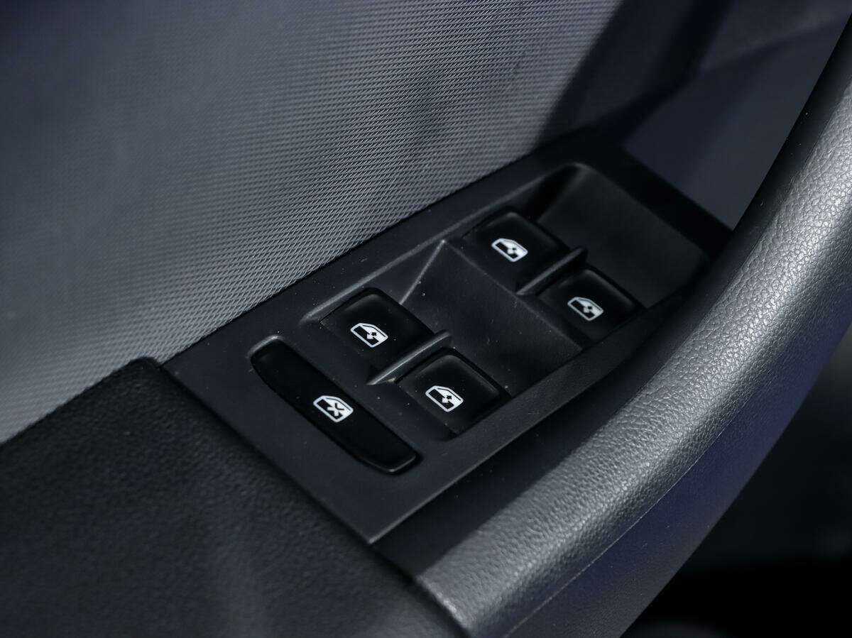 Б/У Шкода Рапид 2017 года. Фото: #11