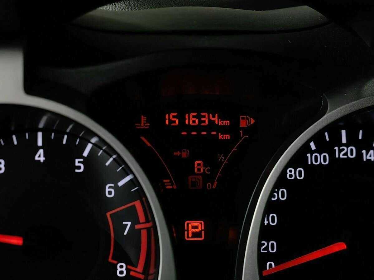 Б/У Ниссан Жук 2015 года. Фото: #15