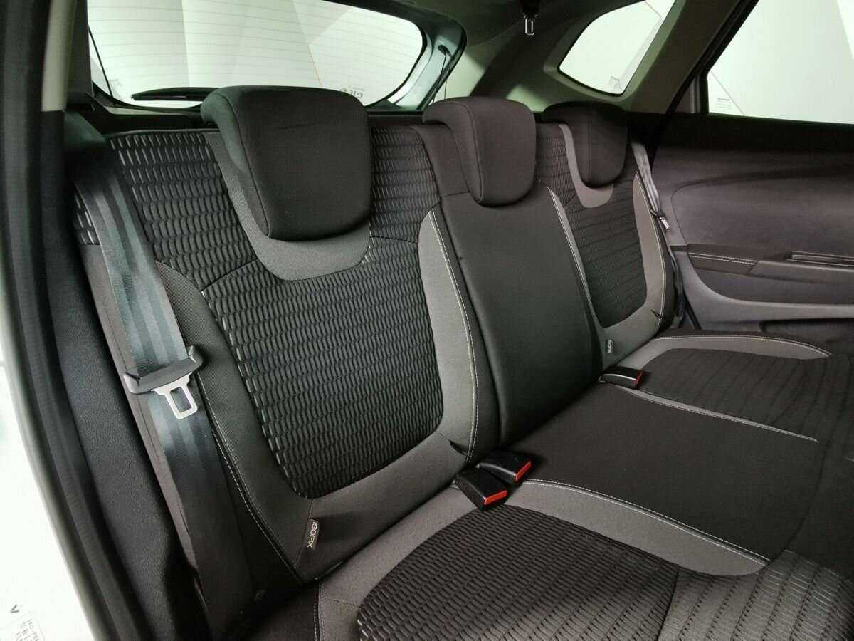 Б/У Рено Каптюр 2019 года. Фото: #12