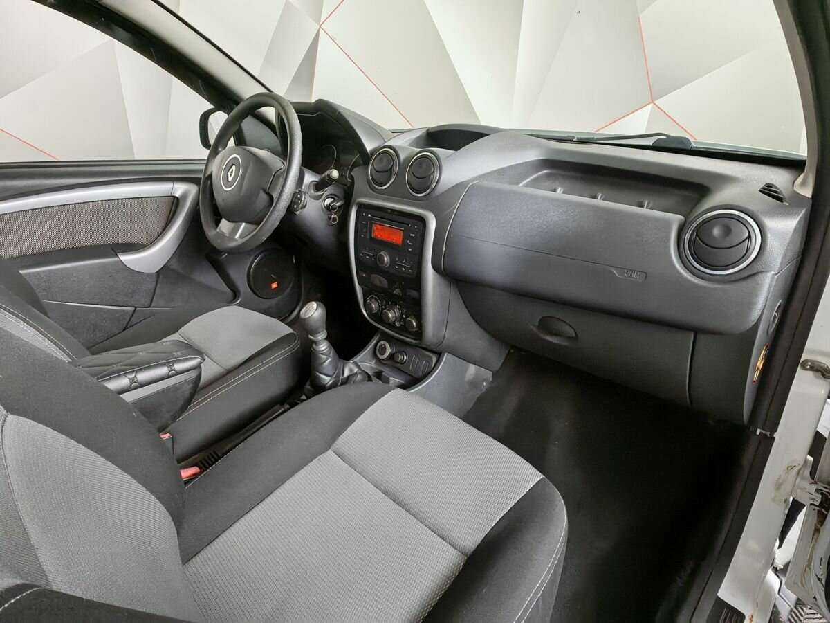 Б/У Рено Дастер 2012 года. Фото: #8