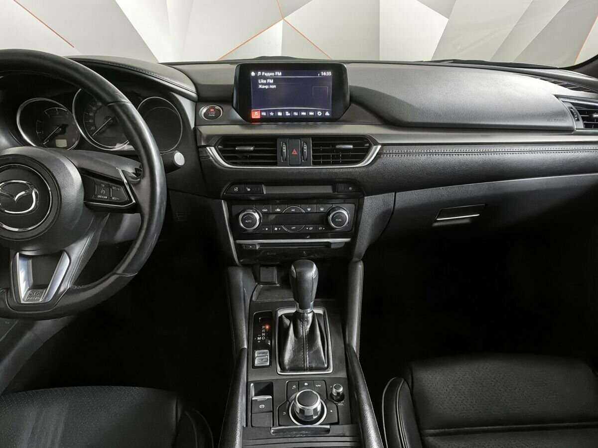 Б/У Мазда 6 2017 года. Фото: #10