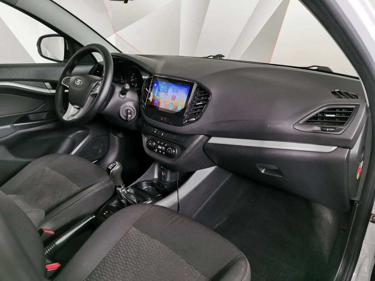 Б/У Лада (ВАЗ) Веста 2018 года. Фото: #8