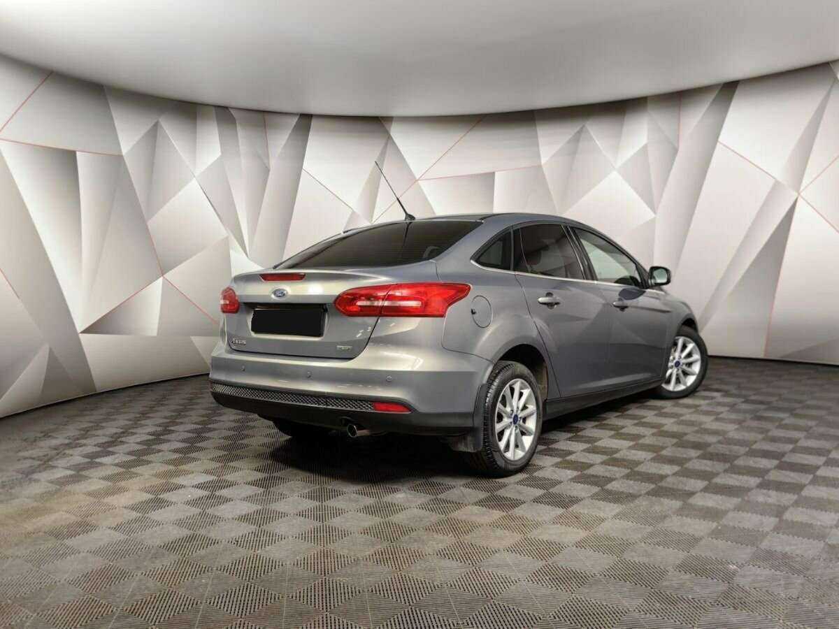Б/У Форд Фокус 2016 года. Фото: #1