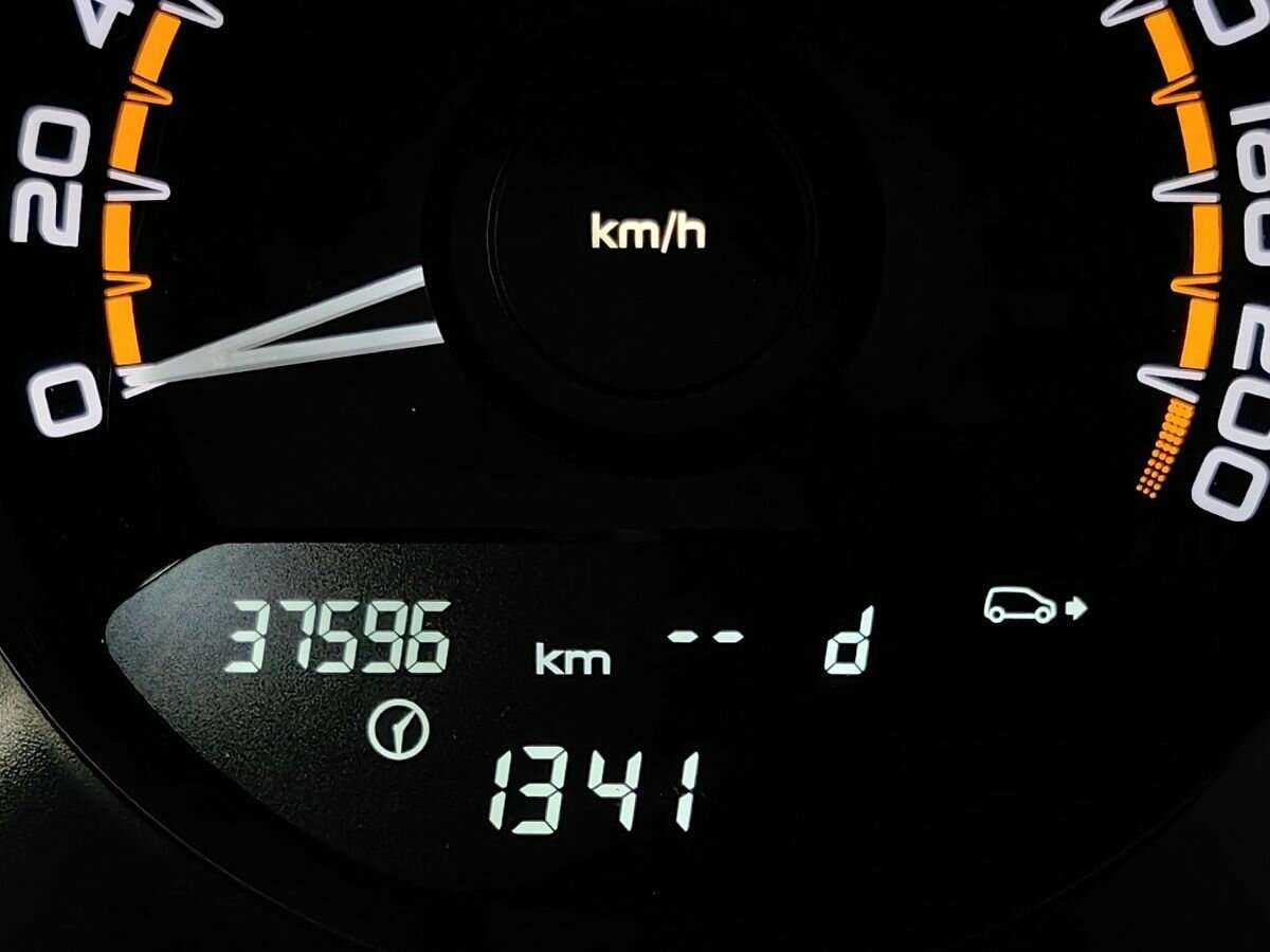 Б/У Лада (ВАЗ) Веста 2021 года. Фото: #15