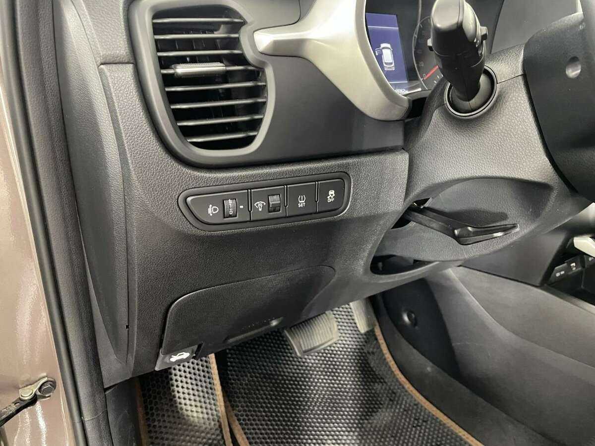 Б/У Киа Рио 2021 года. Фото: #8