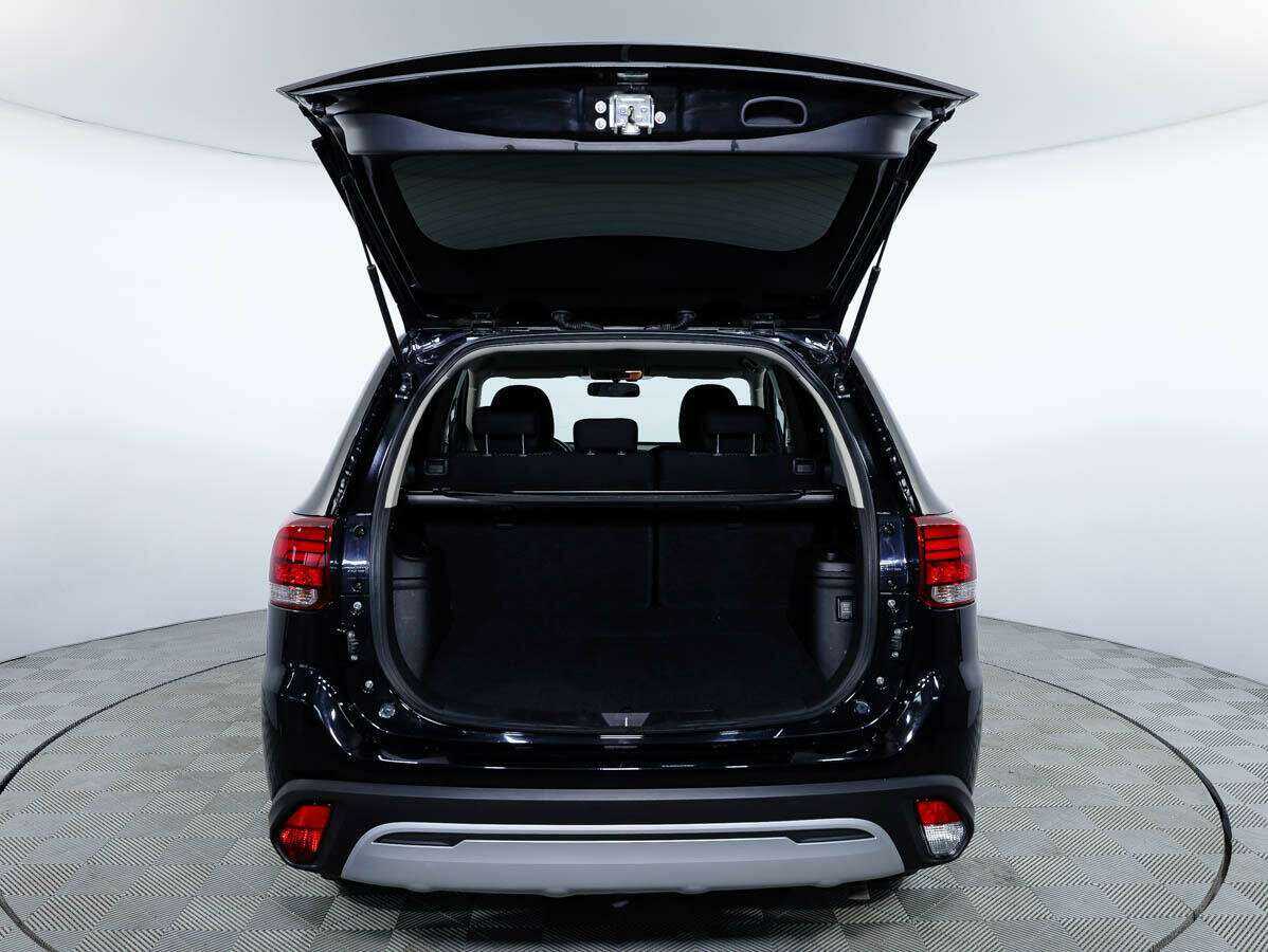 Mitsubishi Outlander 2021 года с пробегом. Фото: #5