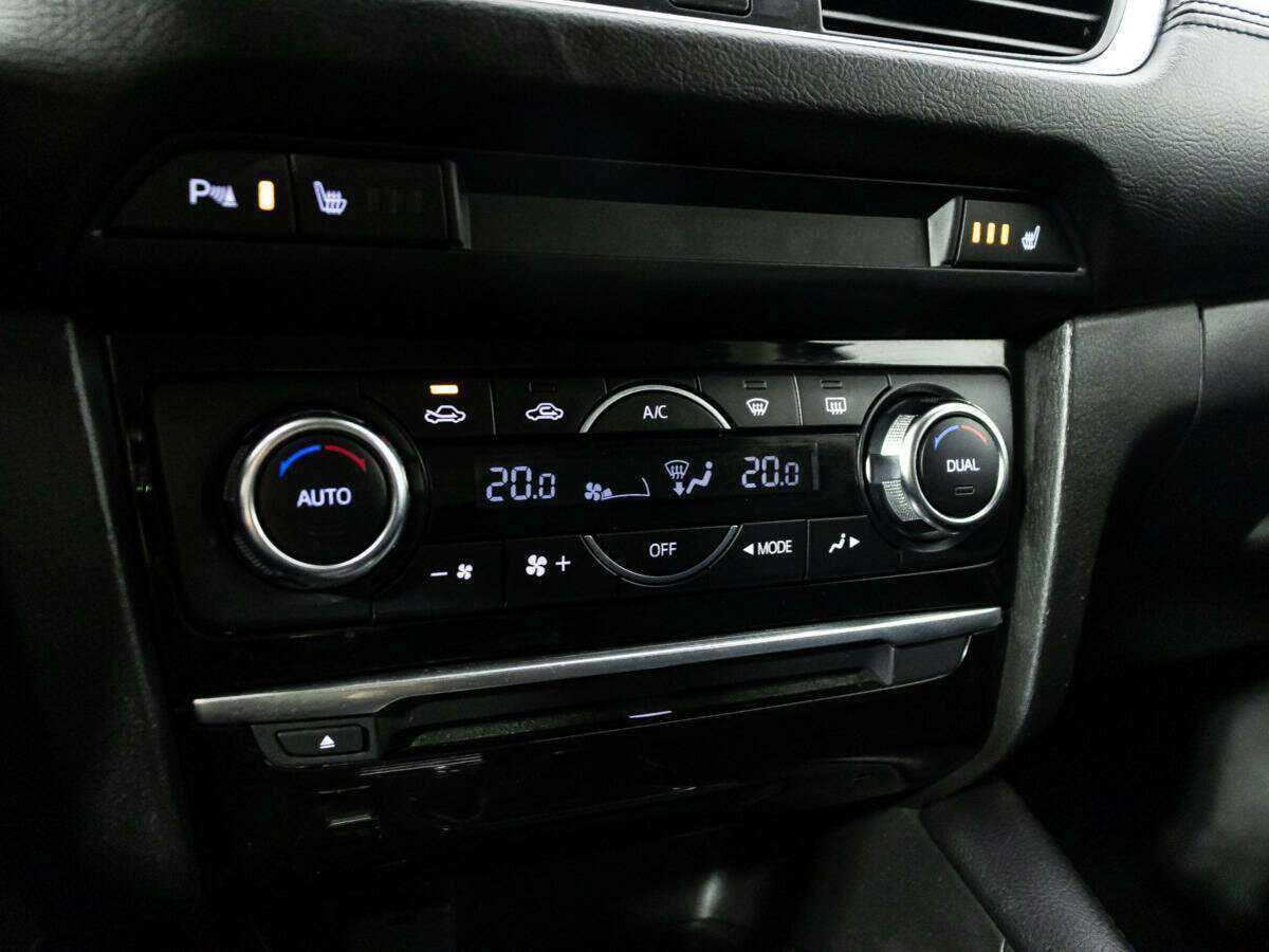 Б/У Мазда 6 2015 года. Фото: #15