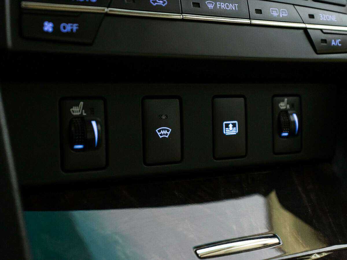 Toyota Camry 2017 года с пробегом. Фото: #19