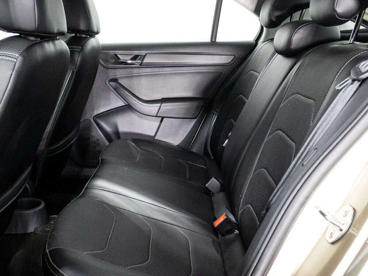 Б/У Шкода Рапид 2020 года. Фото: #9