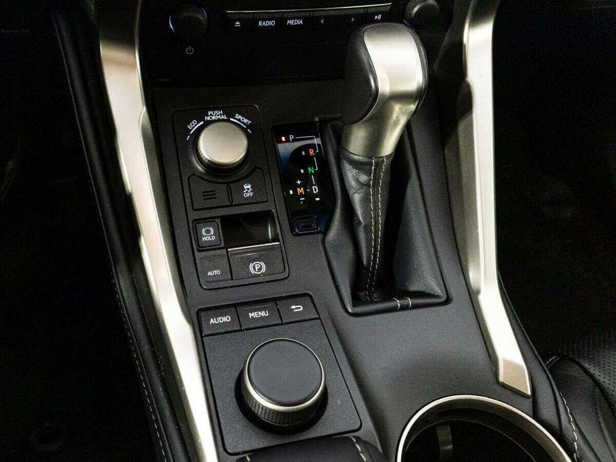 Lexus NX 2015 года с пробегом. Фото: #18