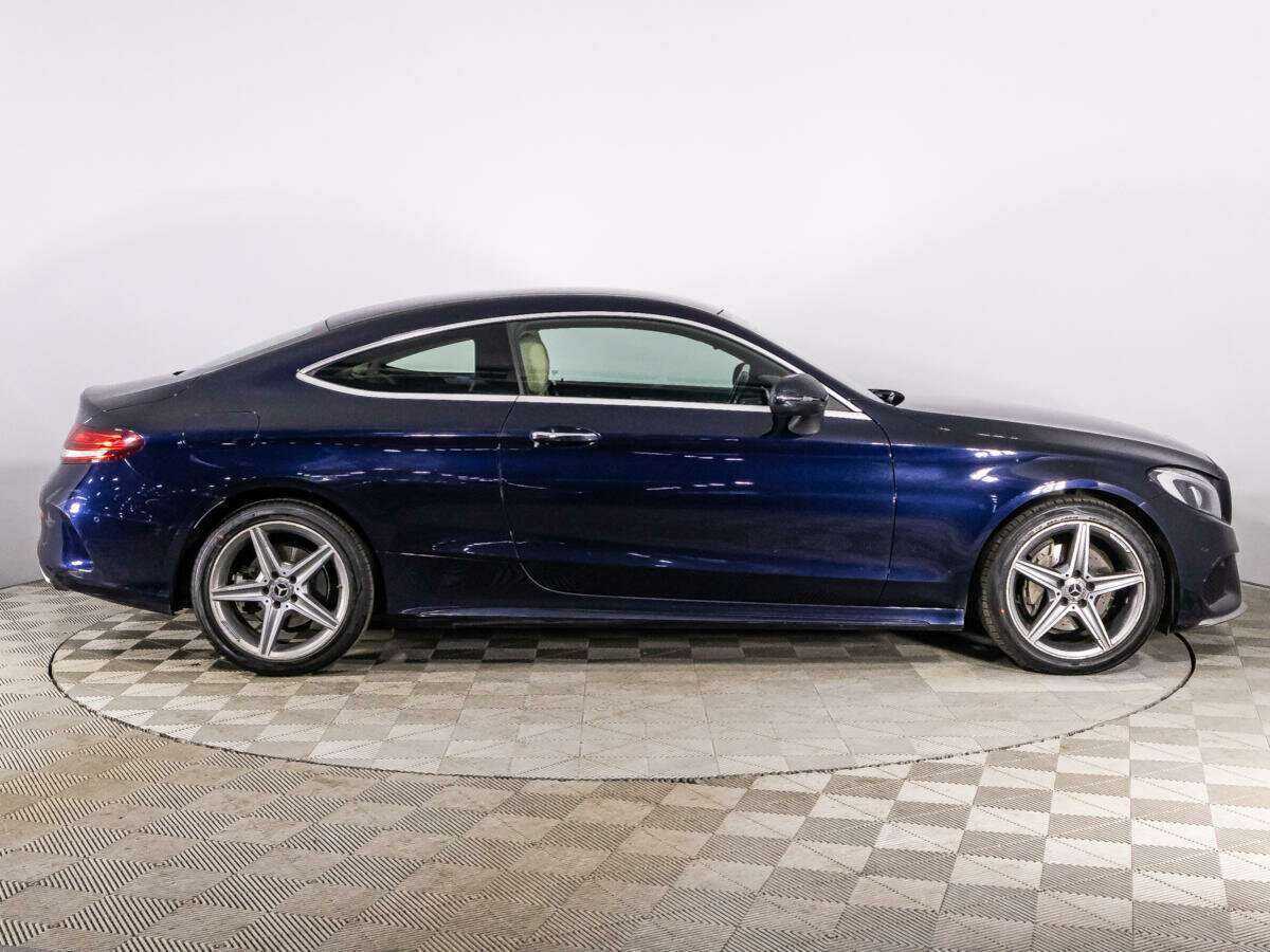 Mercedes-Benz C-Класс 2017 года с пробегом. Фото: #3