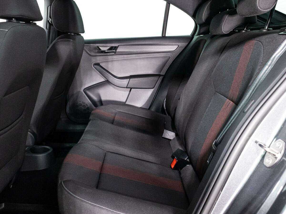 Б/У Шкода Рапид 2021 года. Фото: #9