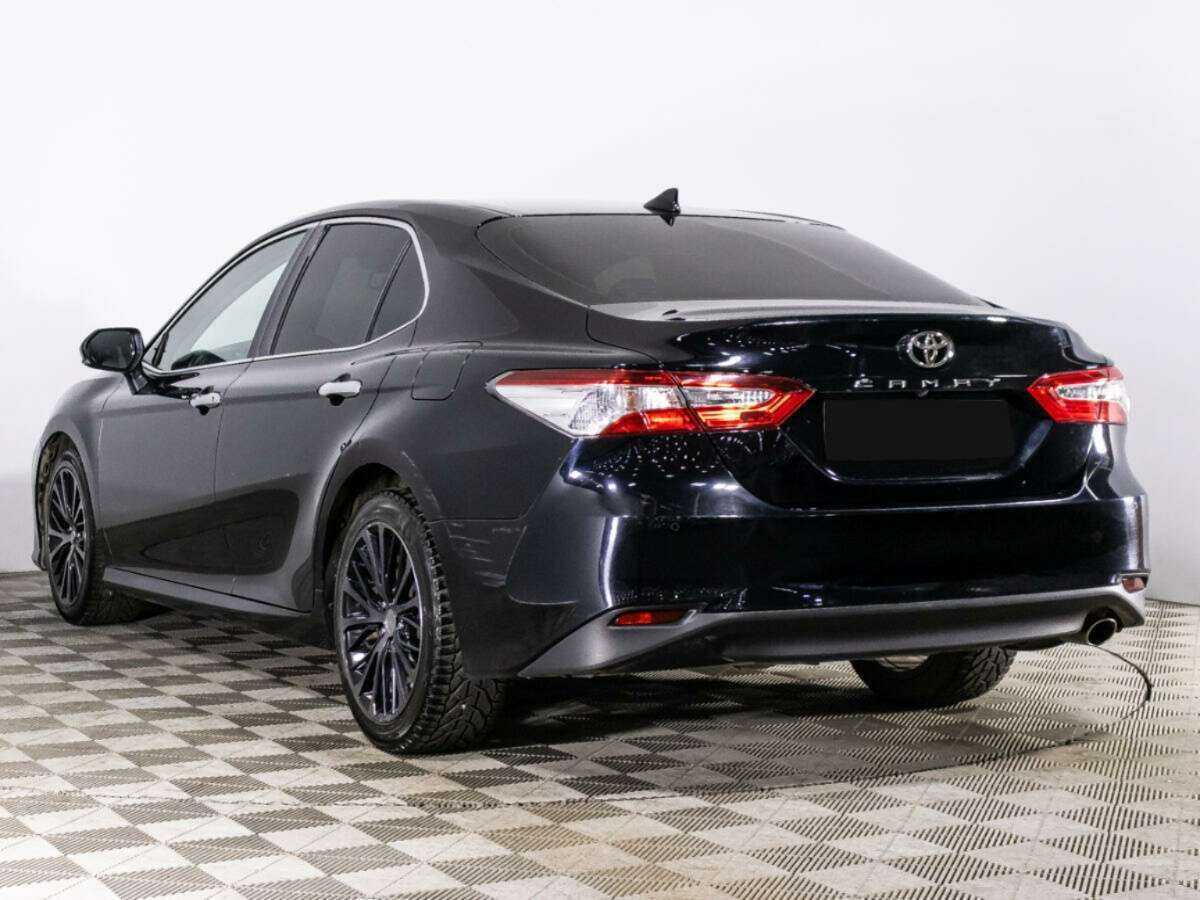 Toyota Camry 2018 года с пробегом. Фото: #6