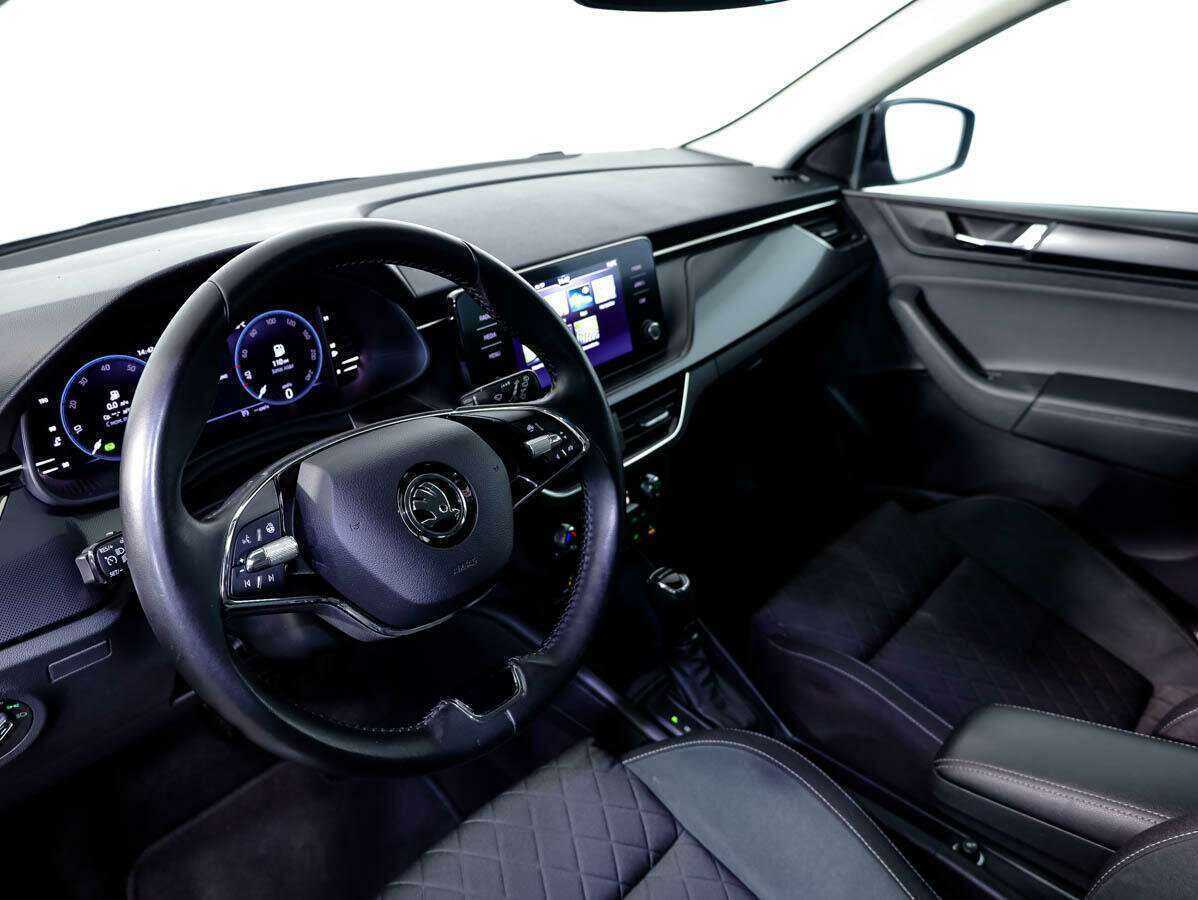 Б/У Шкода Рапид 2022 года. Фото: #9