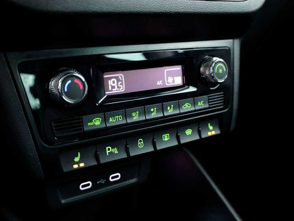 Б/У Шкода Рапид 2022 года. Фото: #16