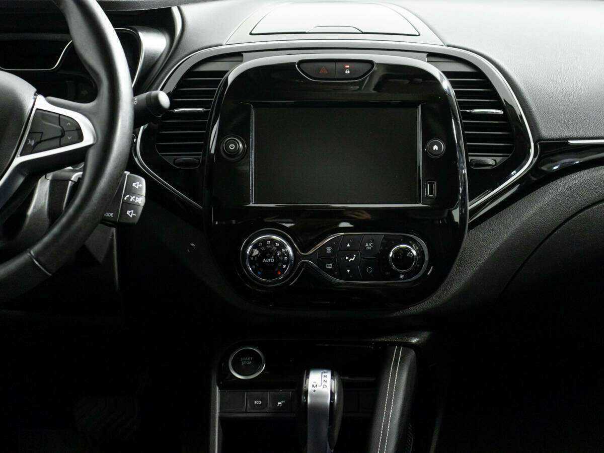 Б/У Рено Каптюр 2021 года. Фото: #13