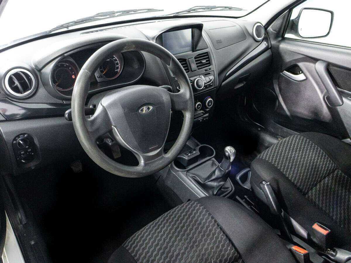 Б/У Лада (ВАЗ) Калина 2014 года. Фото: #10