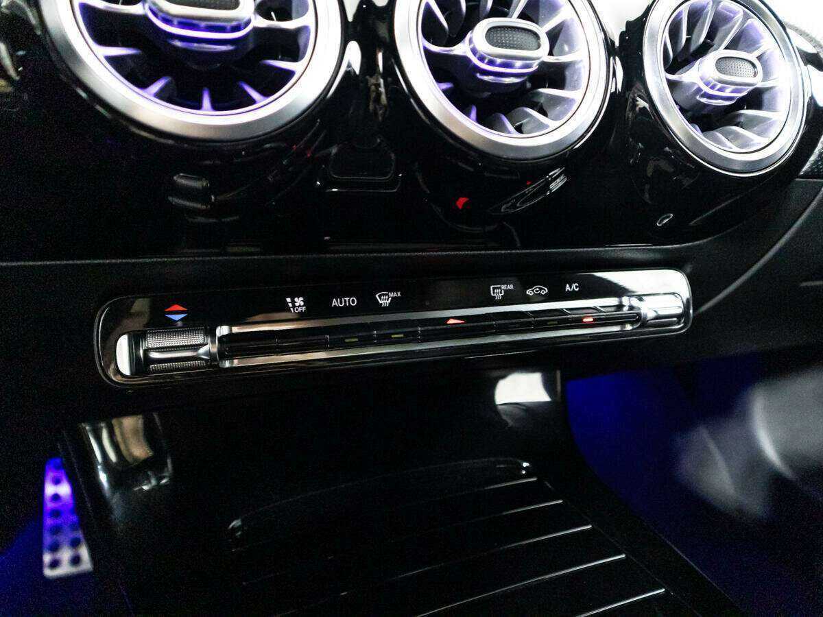 Mercedes-Benz CLA 2019 года с пробегом. Фото: #14