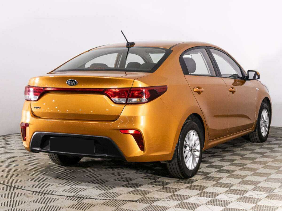 Б/У Киа Рио 2017 года. Фото: #4