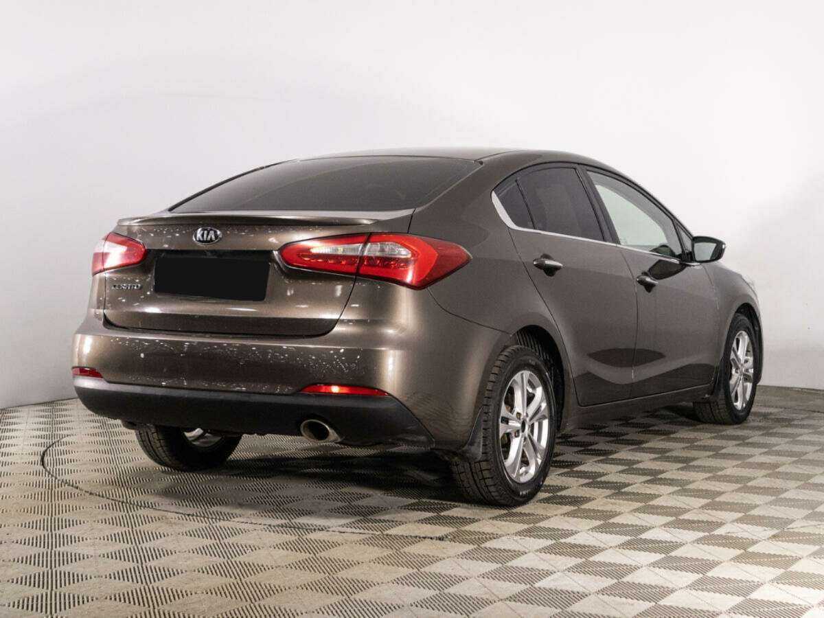 Б/У Киа Церато 2014 года. Фото: #4