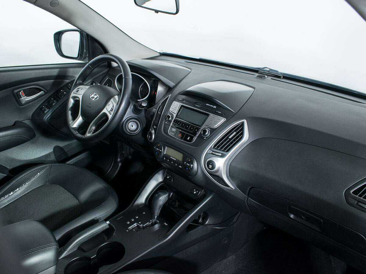 Б/У Хендай ай-икс35 2012 года. Фото: #8