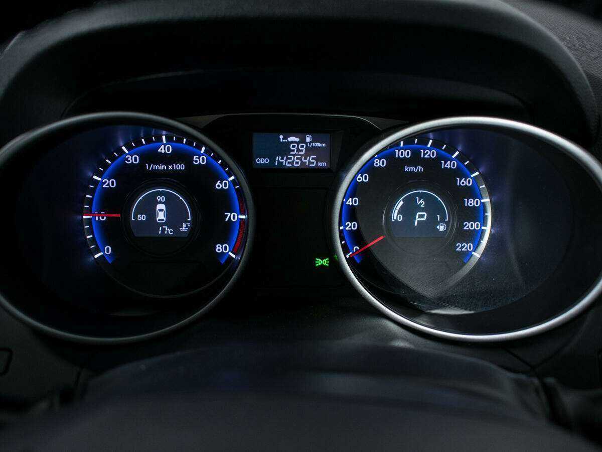 Б/У Хендай ай-икс35 2012 года. Фото: #10