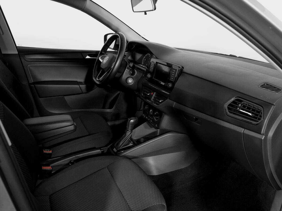 Б/У Фольксваген Поло 2020 года. Фото: #8