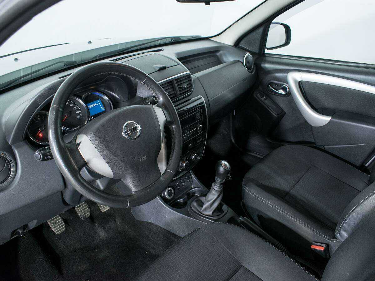 Б/У Ниссан Террано 2016 года. Фото: #12