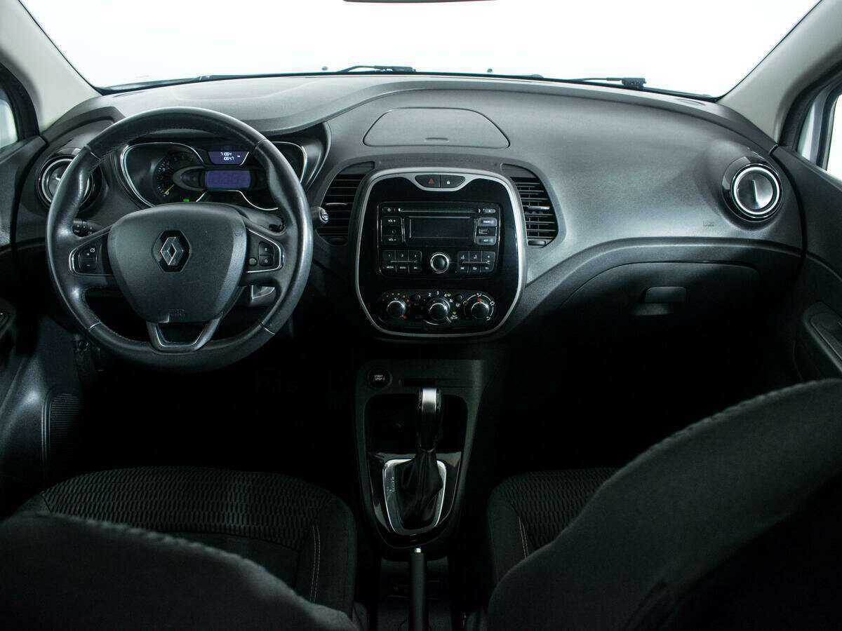 Б/У Рено Каптюр 2016 года. Фото: #11