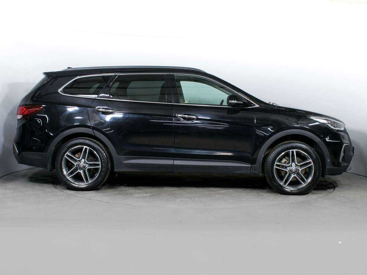 Hyundai Santa Fe 2017 года с пробегом. Фото: #3