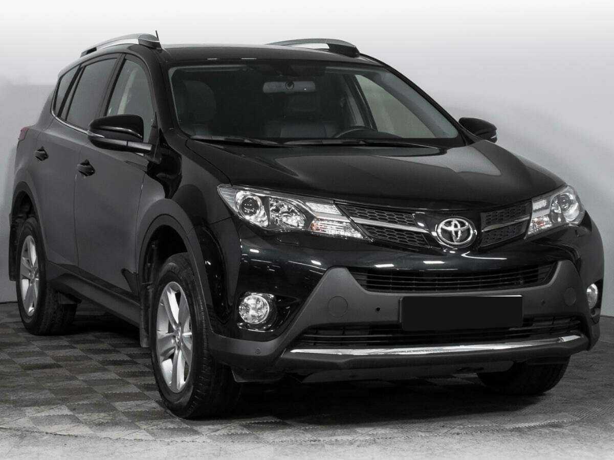 Toyota RAV4 2014 года с пробегом. Фото: #2