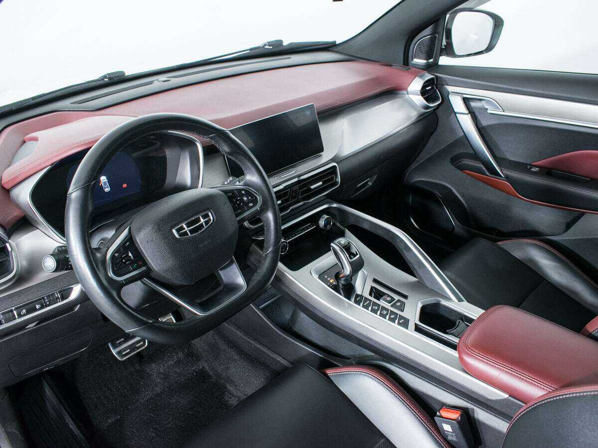 Б/У Джили Кулрэй 2021 года. Фото: #11