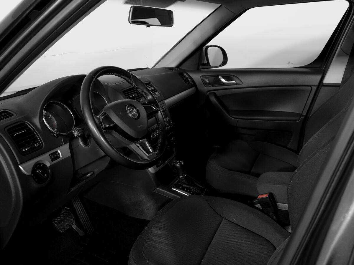 Б/У Шкода Йети 2015 года. Фото: #14