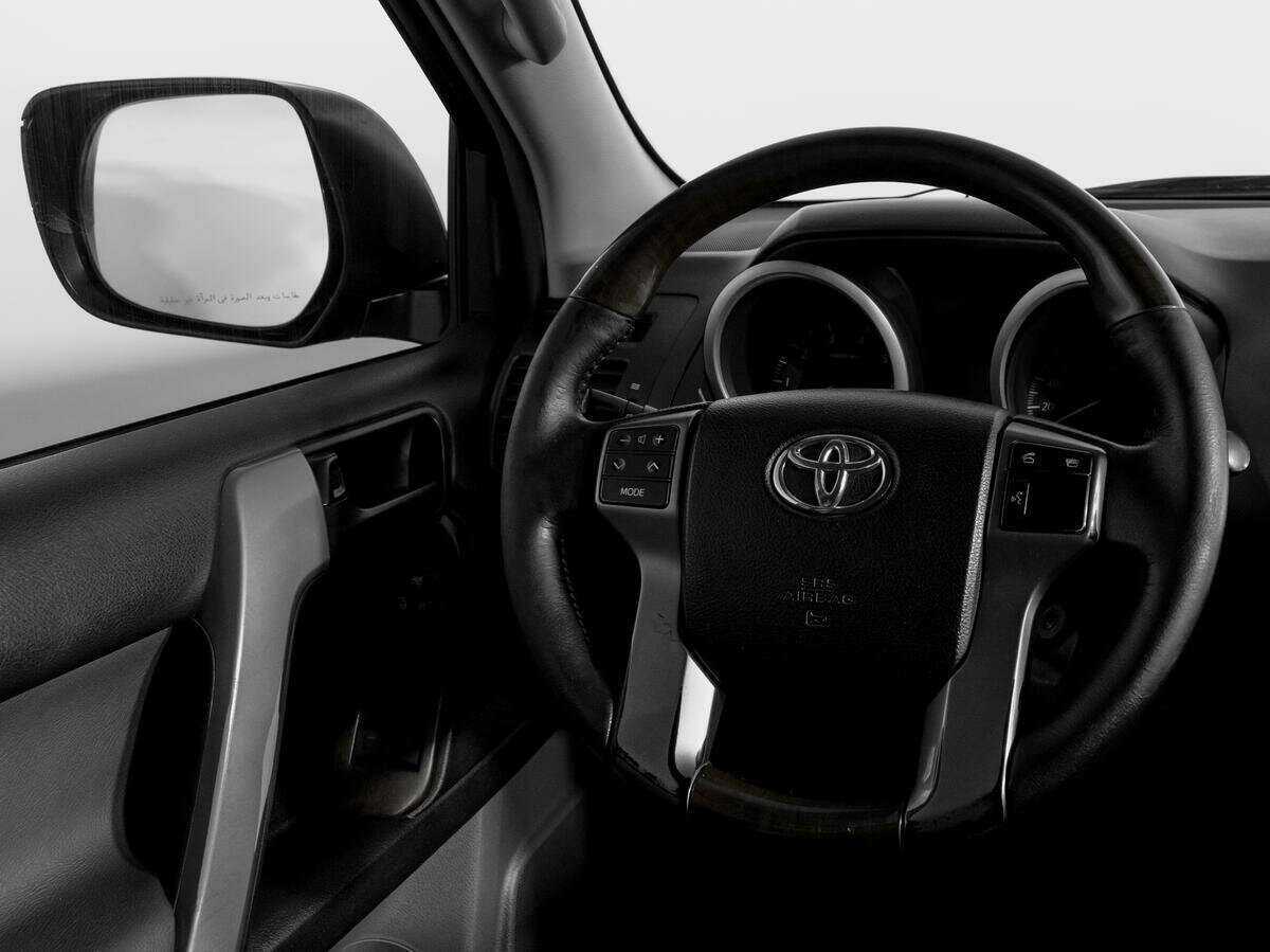 Toyota Land Cruiser Prado 2012 года с пробегом. Фото: #13